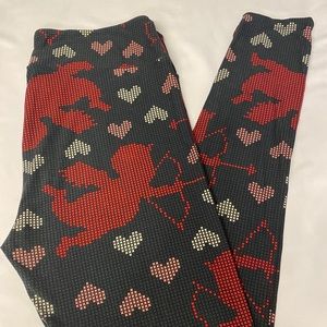 LuLaRoe Valentines leggings TC